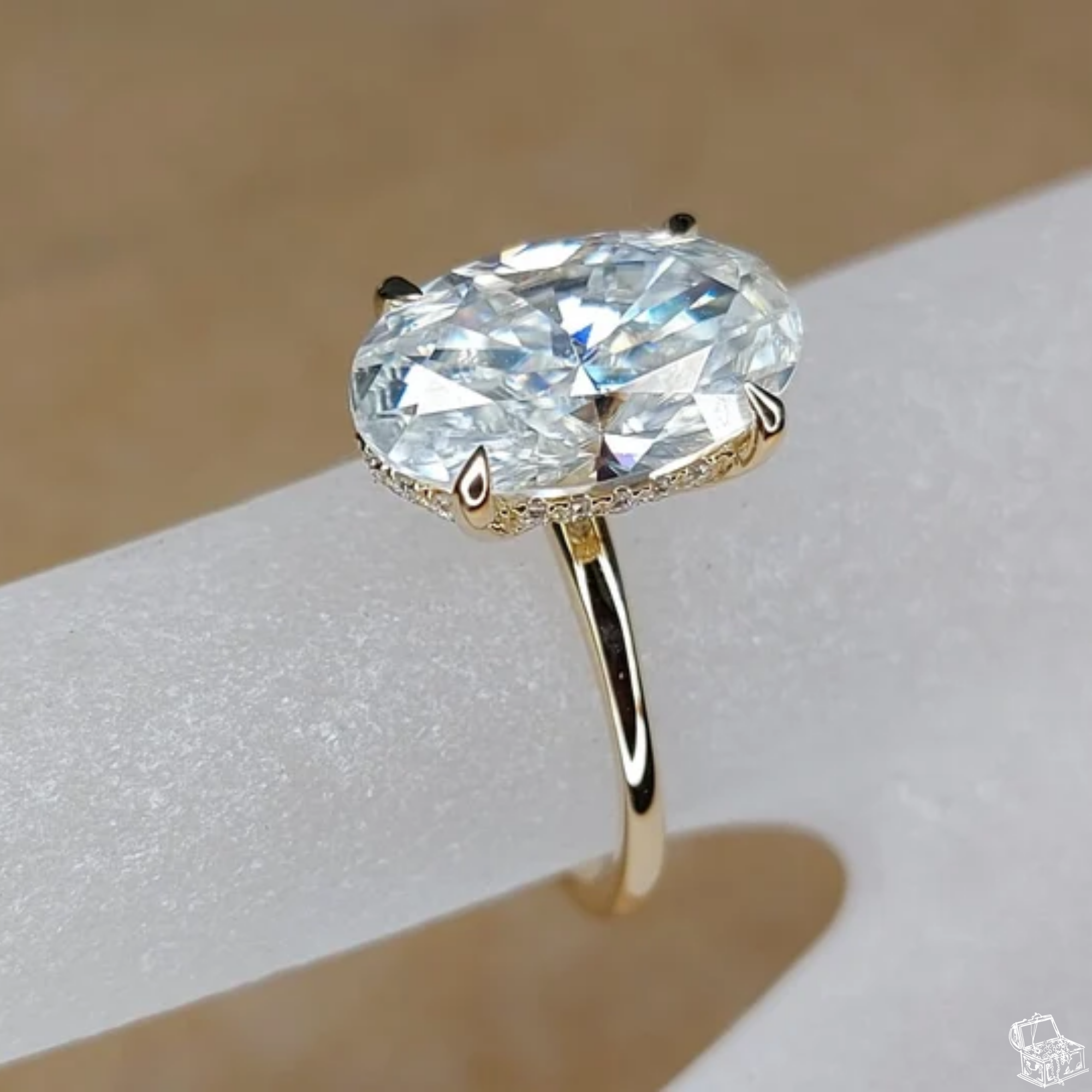 Oval Cut Lab Grown Diamond Solitaire Engagement Ring – Classic Oval Diamond Ring in Gold – Lustraa’s Elegant Oval Solitaire