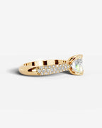 2 Carat Lab Grown Radiant Cut Diamond Twisted Diamond Band Ring