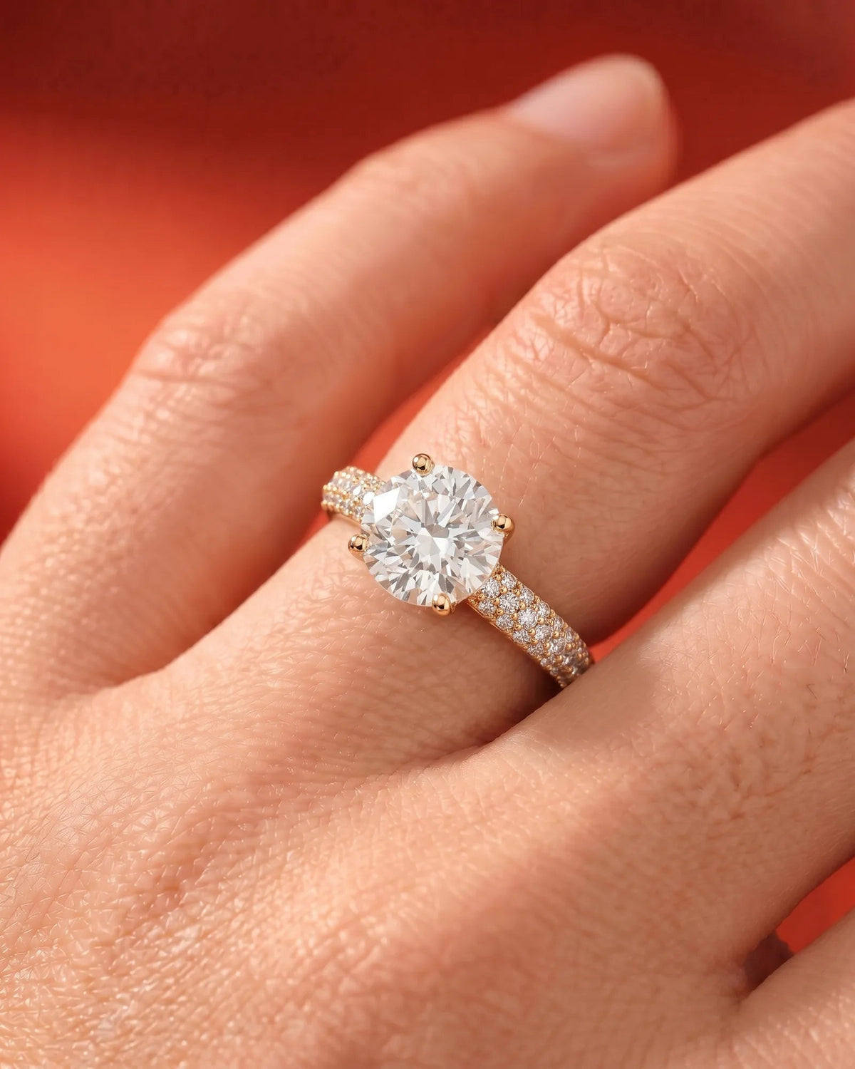 2 Carat Lab Grown Round Cut Diamond Diamond Twist Ring