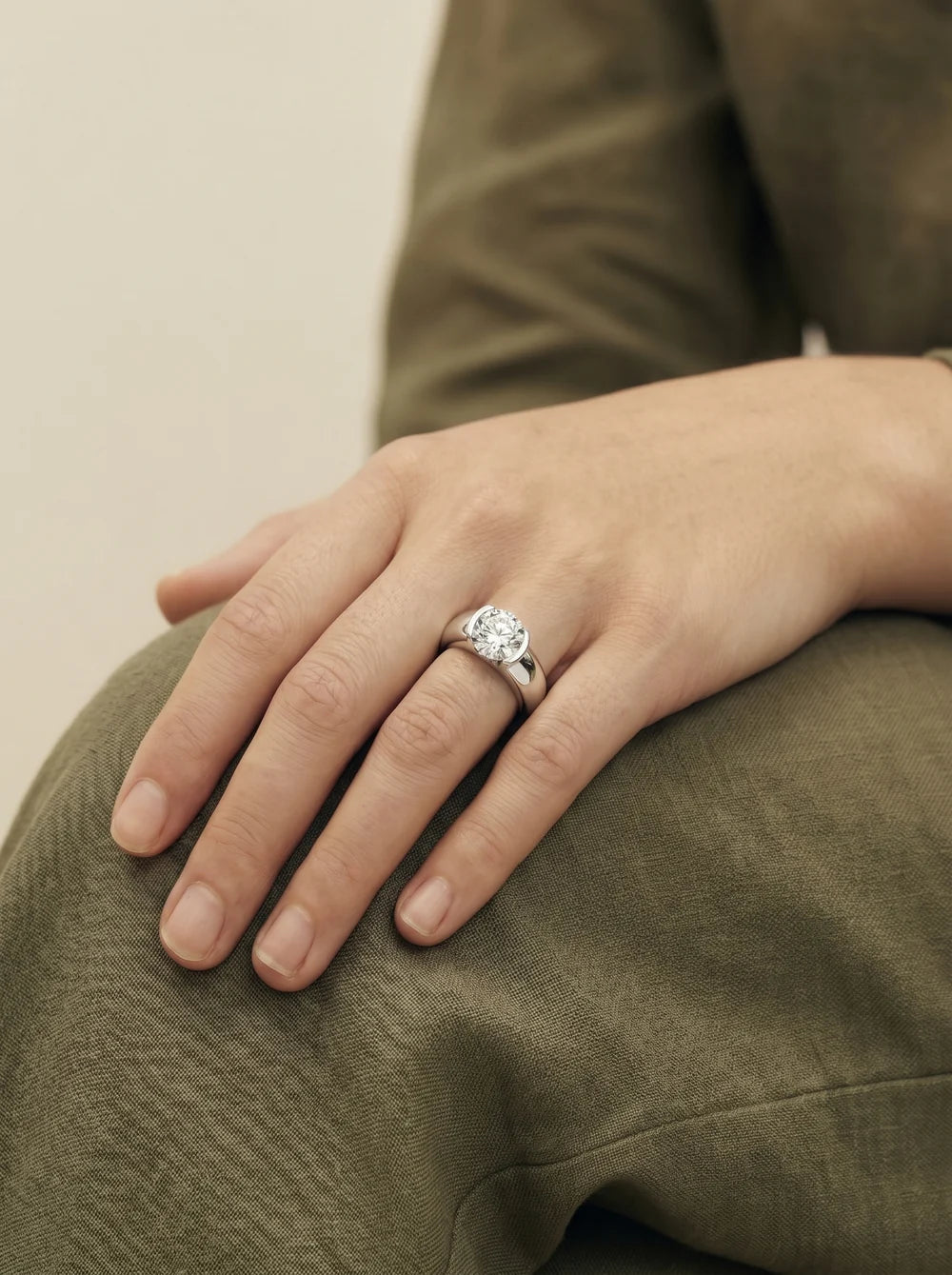 2 Carat Lab Grown Round Cut Diamond Semi-Bezel Solitaire Ring