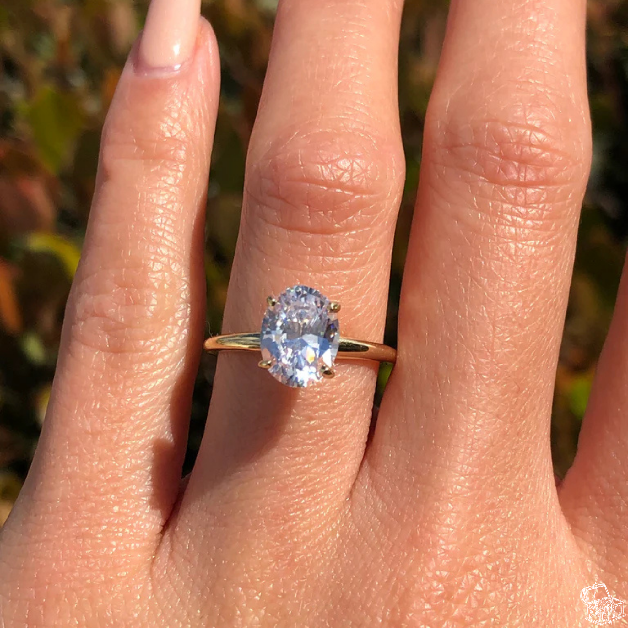 Oval Cut Lab Grown Diamond Solitaire Engagement Ring – Classic Oval Diamond Ring in Gold – Lustraa’s Elegant Oval Solitaire