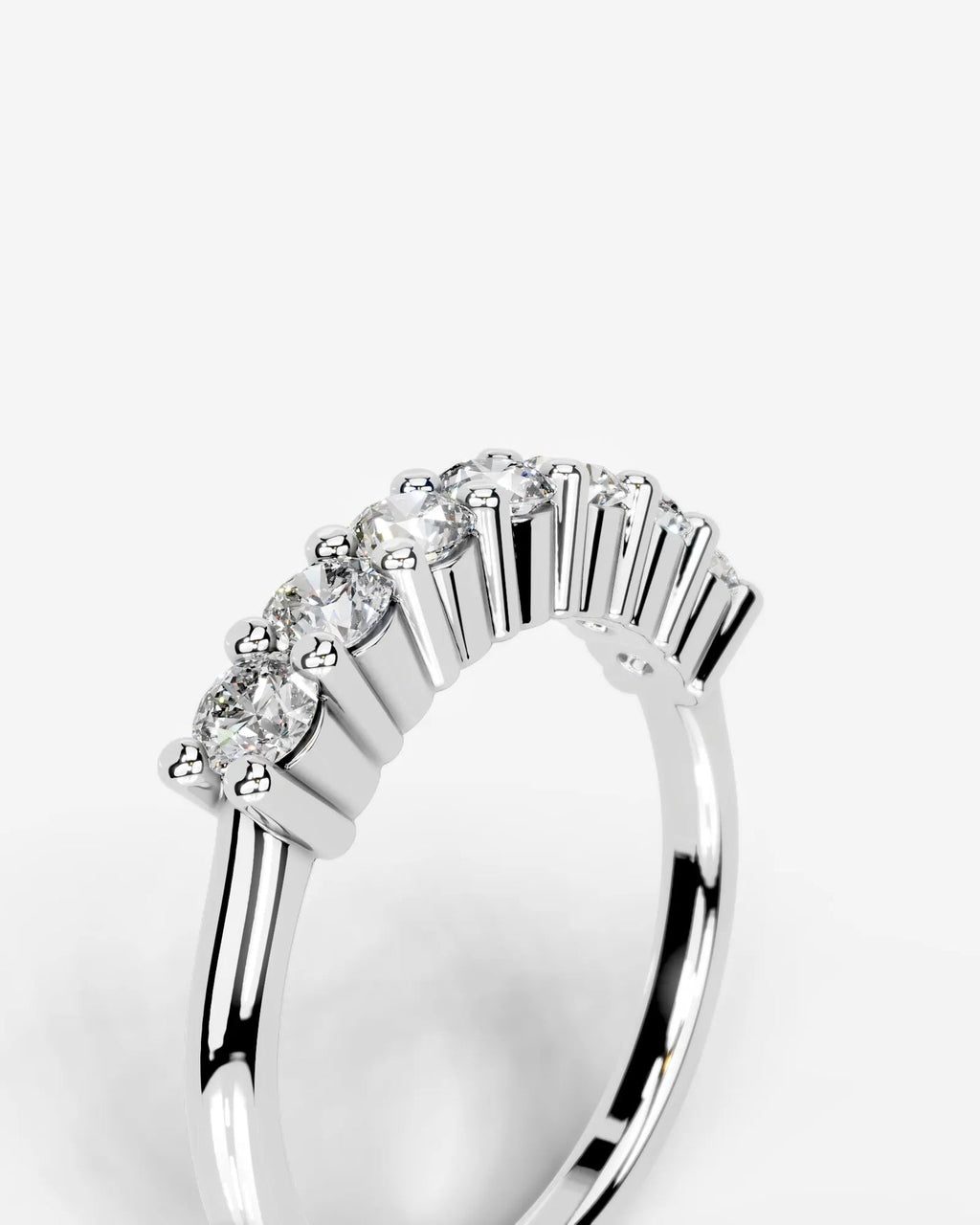 Lab Grown Diamond Classic Round Cut Shared Prong Band