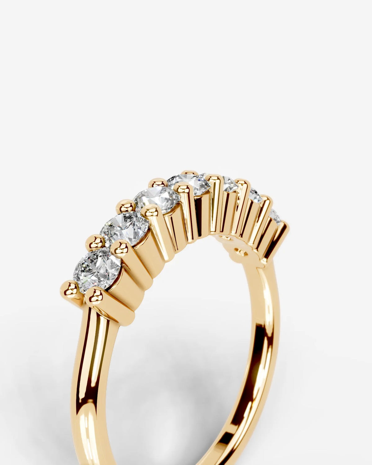 Lab Grown Diamond Classic Round Cut Shared Prong Band