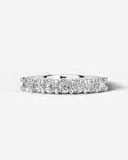 Lab Grown Diamond Classic Round Cut Shared Prong Band