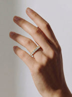 Lab Grown Diamond Classic Round Cut Shared Prong Band