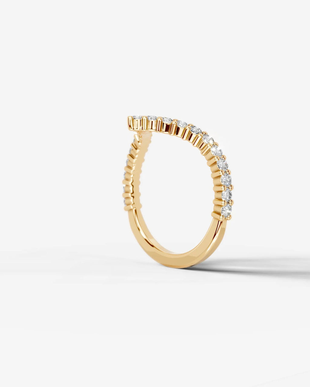 Lab Grown Diamond Curved Marquise & Round Cut V-Shaped Contour Band