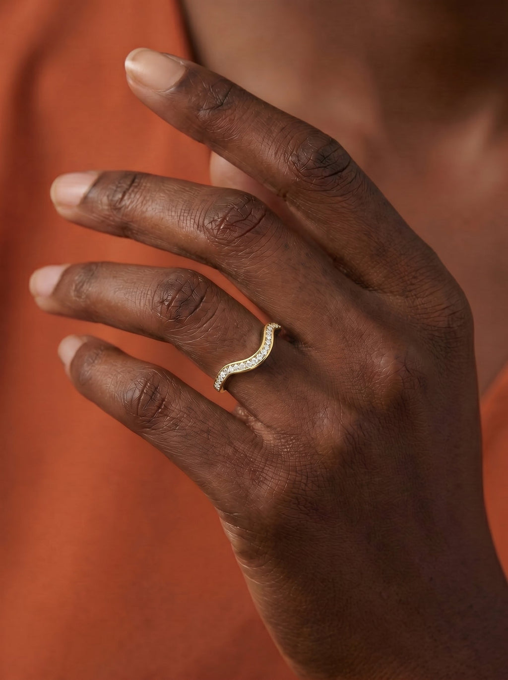 Lab Grown Diamond Curved Wave Contour Band Ring
