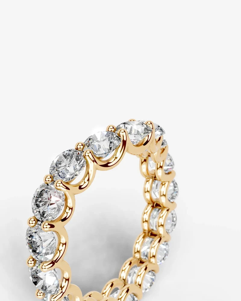 Lab Grown Diamond Round Cut Curved Shared Prong Eternity Wedding Band Ring