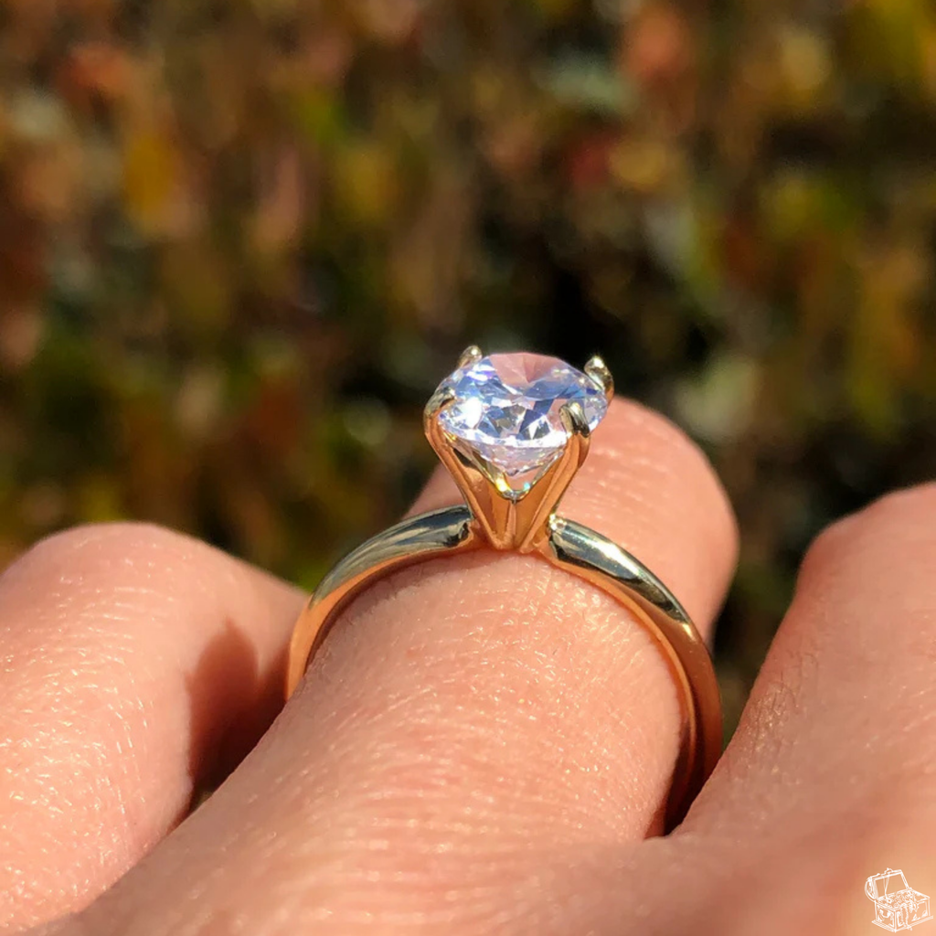 Oval Cut Lab Grown Diamond Solitaire Engagement Ring – Classic Oval Diamond Ring in Gold – Lustraa’s Elegant Oval Solitaire