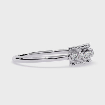 Vintage Textured Diamond Ring – Round Brilliant Cut Lab Grown Diamond Band – Lustraa’s Minimalist Ring